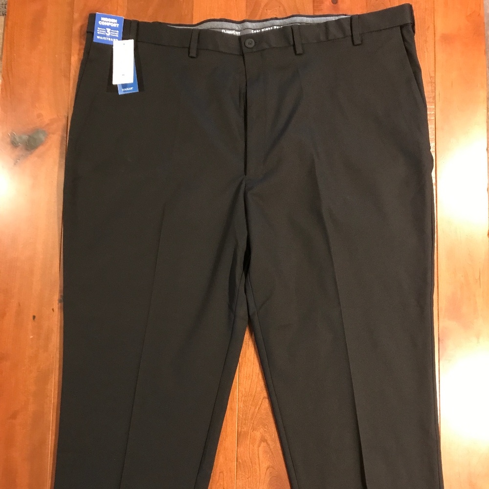 HAGGAR MENS COOL RIGHT PERFORMANCE FLEX CLASSIC FIT 48W X 30L DRESS PANTS